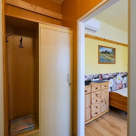 4 Evszak Apartman Gyula Exterior photo