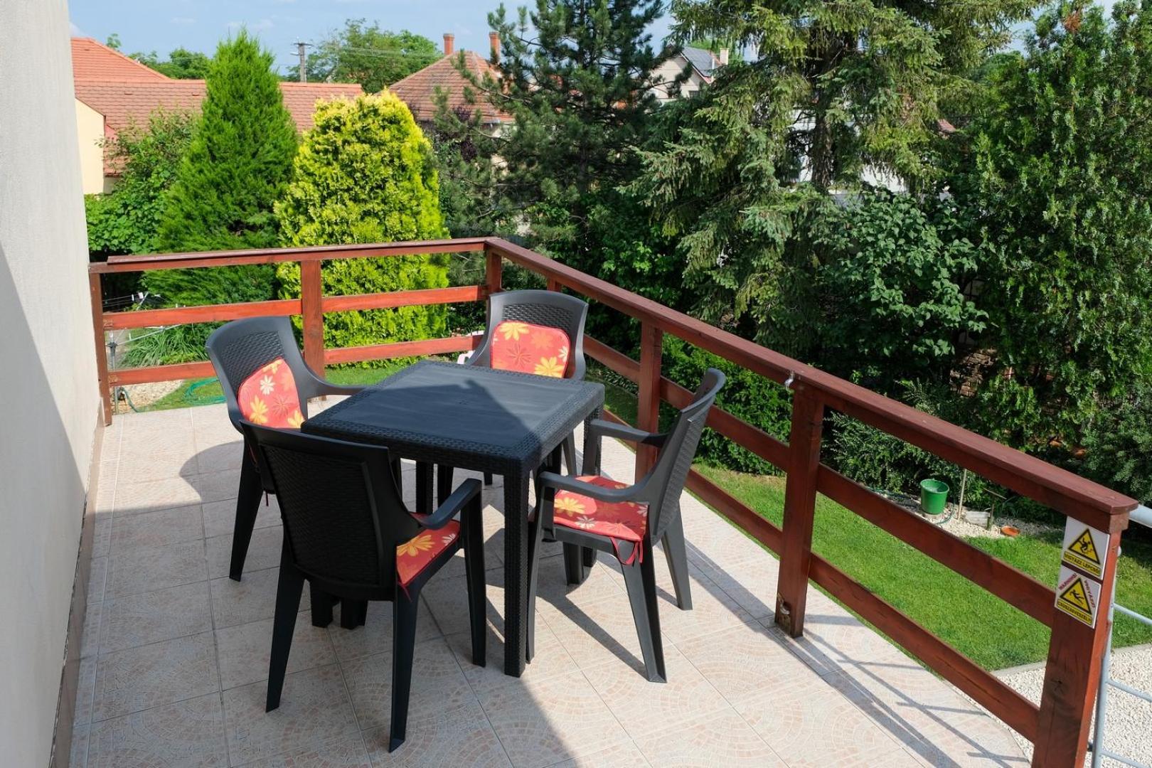 4 Evszak Apartment *